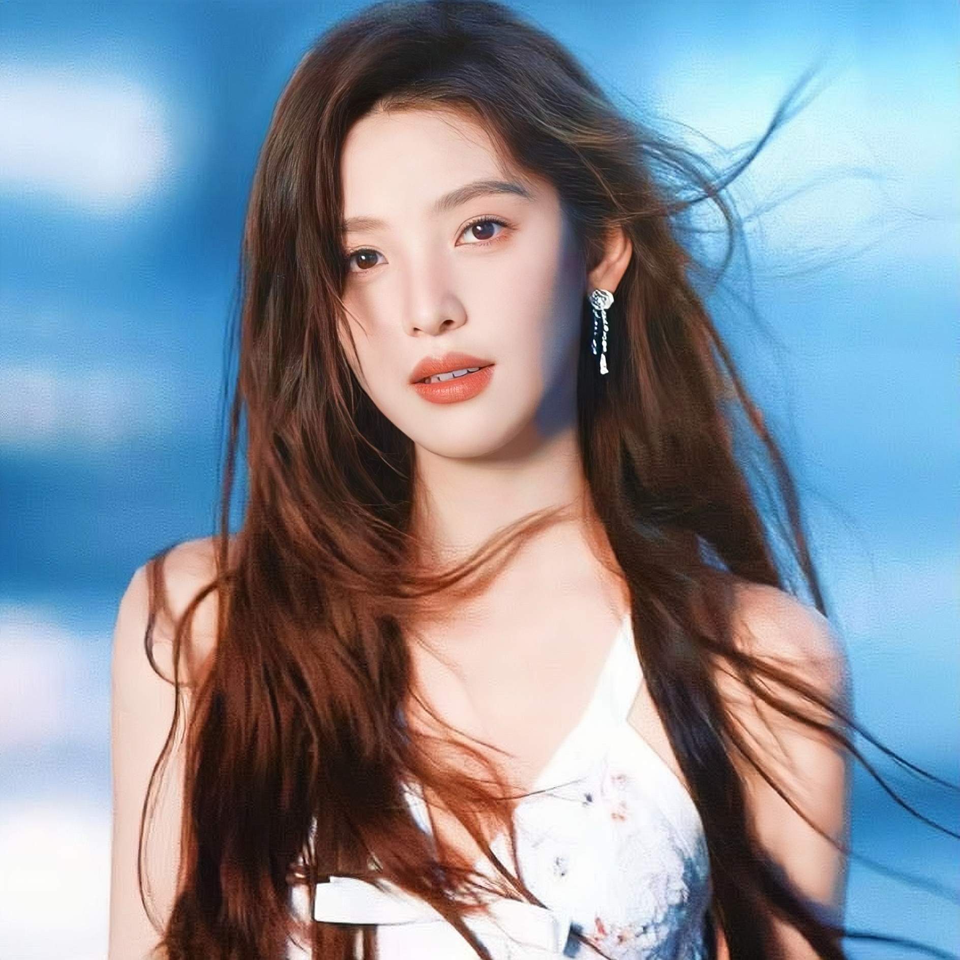 Latest photo of Zhang Ruonan