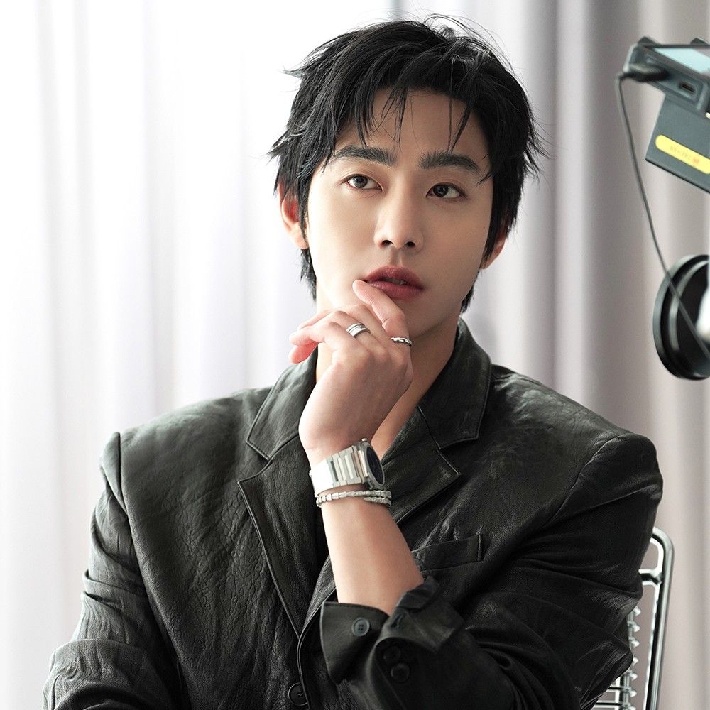 Recent activity shot of Ahn Hyoseop