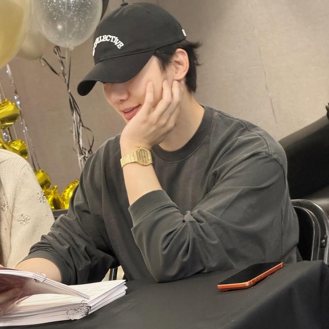 Cuplikan di balik layar dari Lee Junho