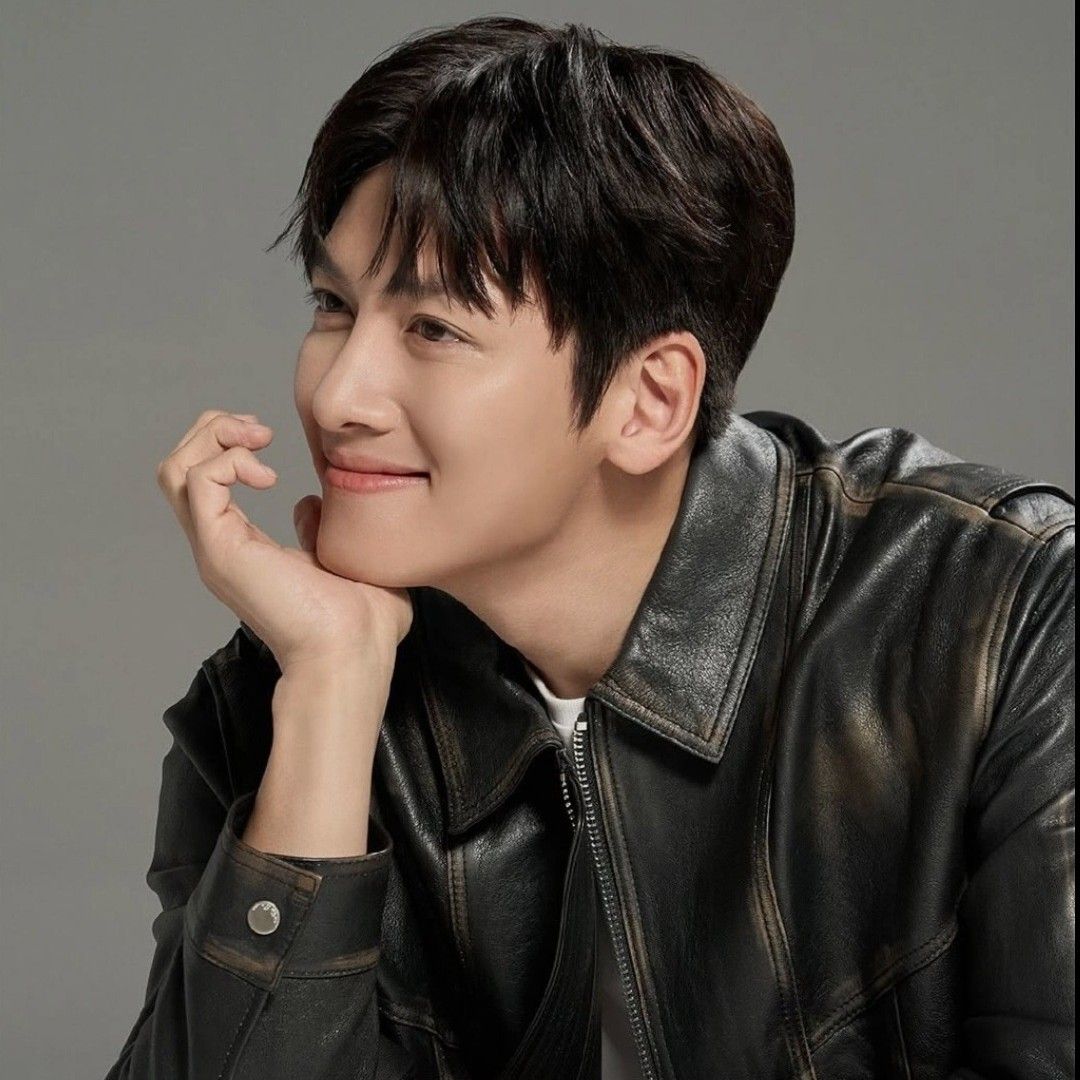 Latest photo of Ji Changwook