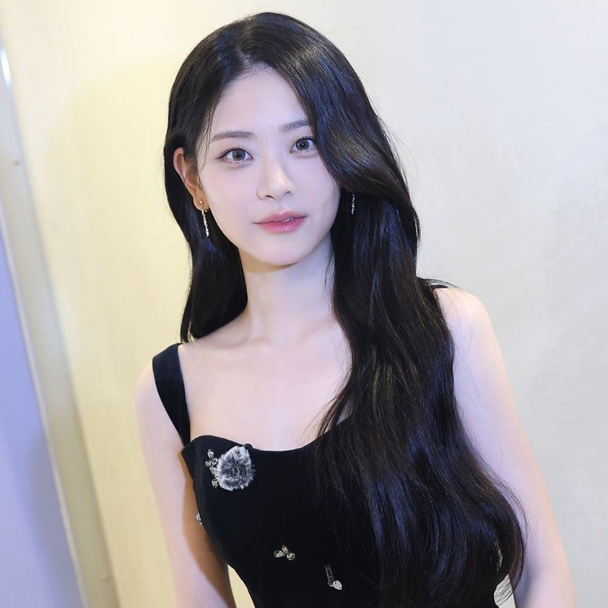 Behind-the-scenes cut of Chung Subin
