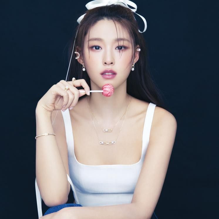 Behind-the-scenes cut of Seolhyun
