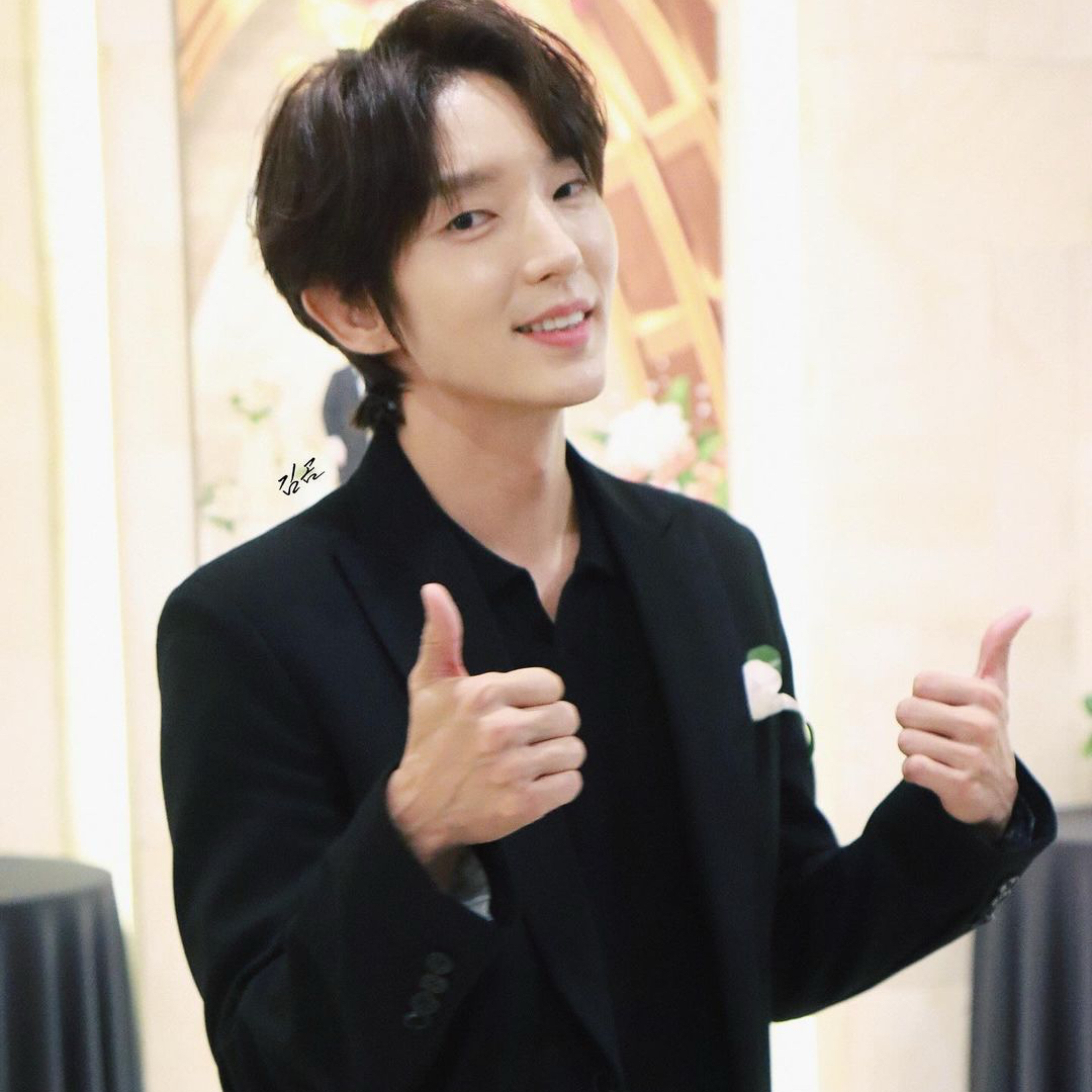 Behind-the-scenes cut of Lee Joongi