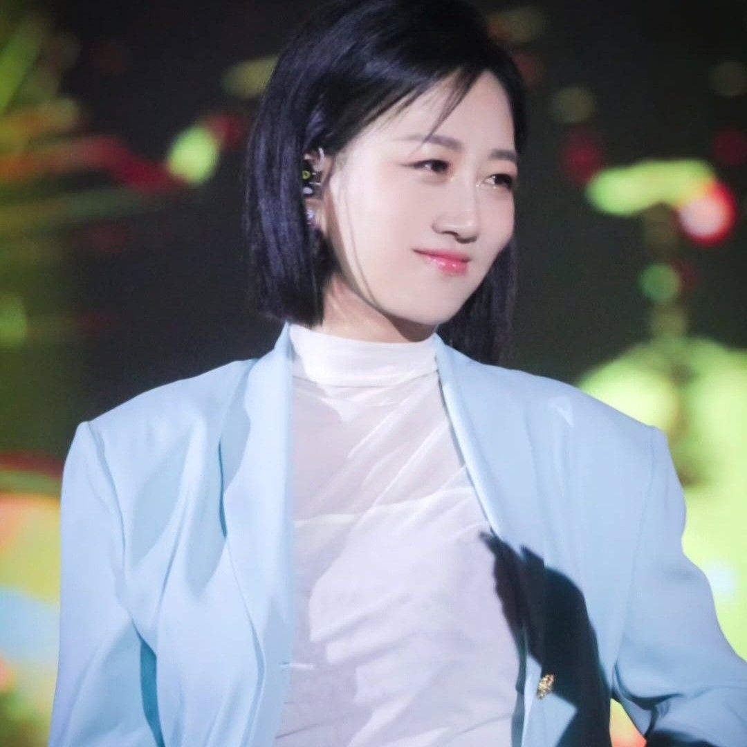 Recent activity shot of Jang Yoonjeong