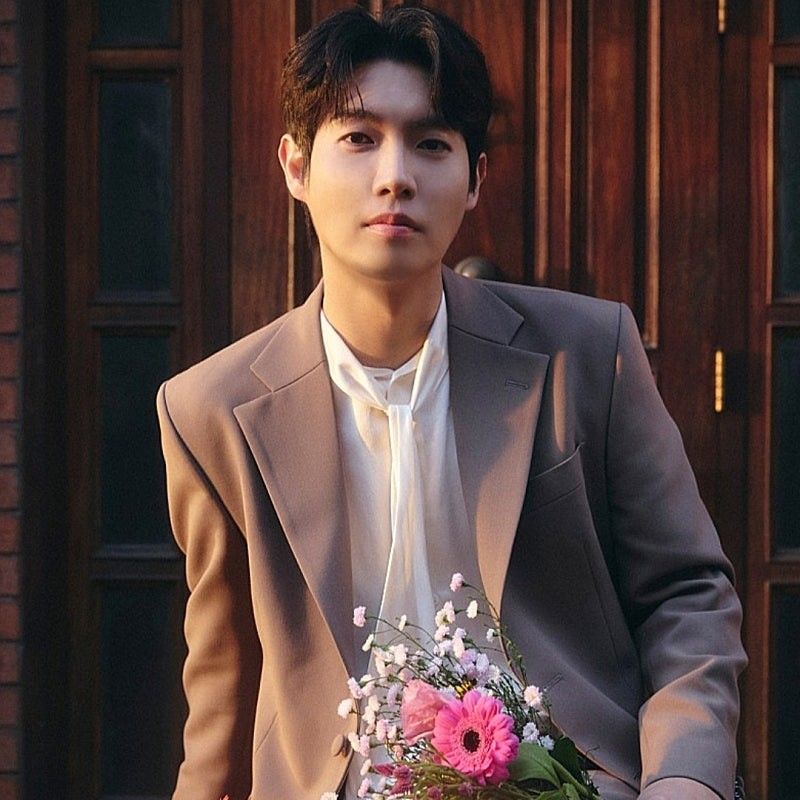 Behind-the-scenes cut of Son Taejin