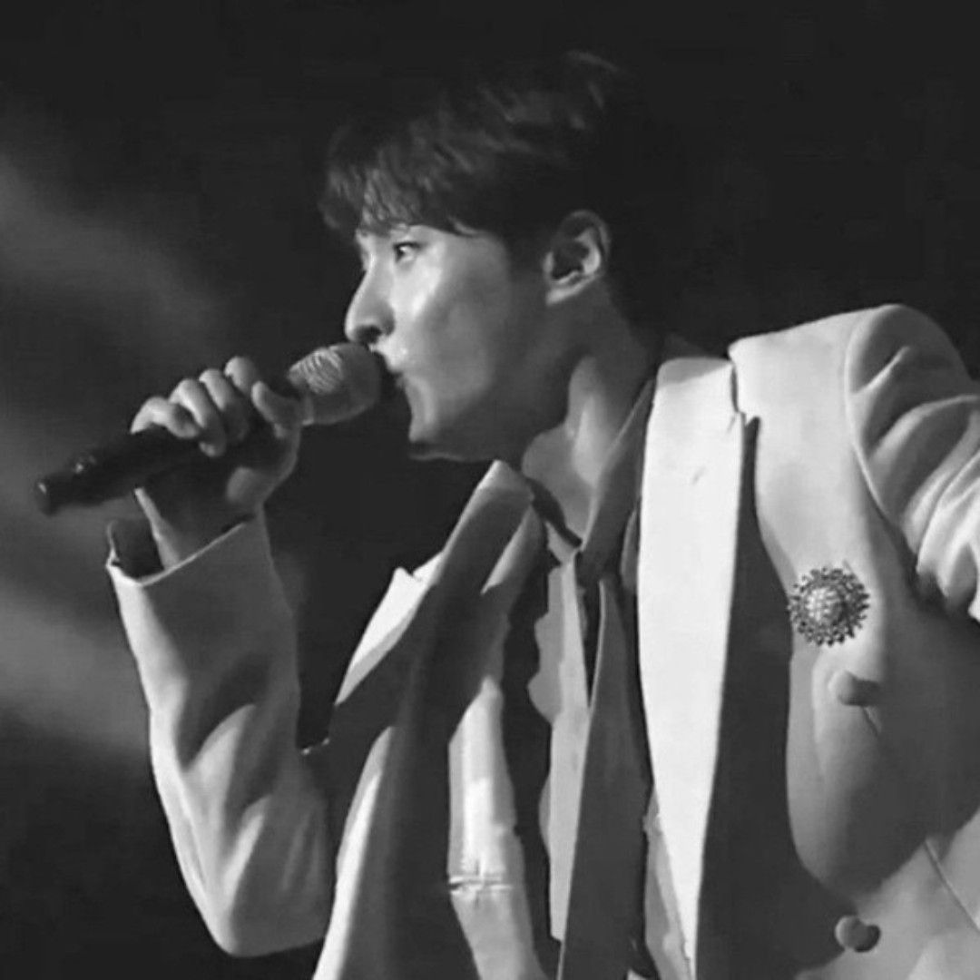 Seong Ri的最新照片