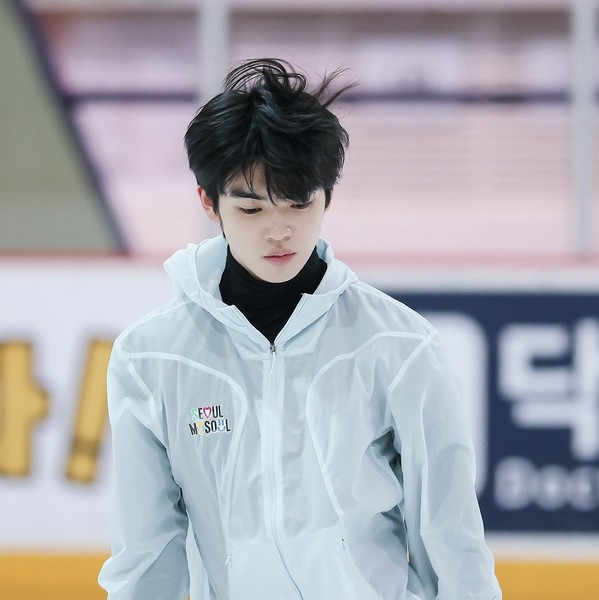 Today’s standout profile photo of Cha Junhwan on Choeaedol Celeb