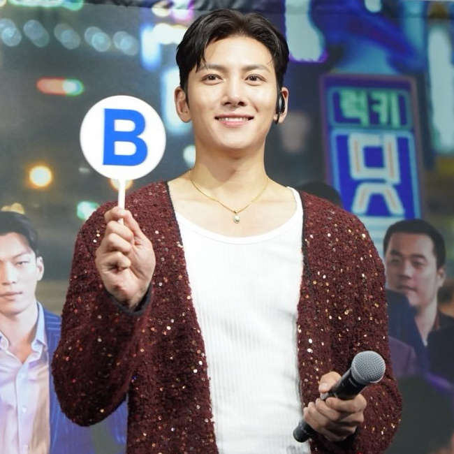 チ・チャンウクのビハインドカット