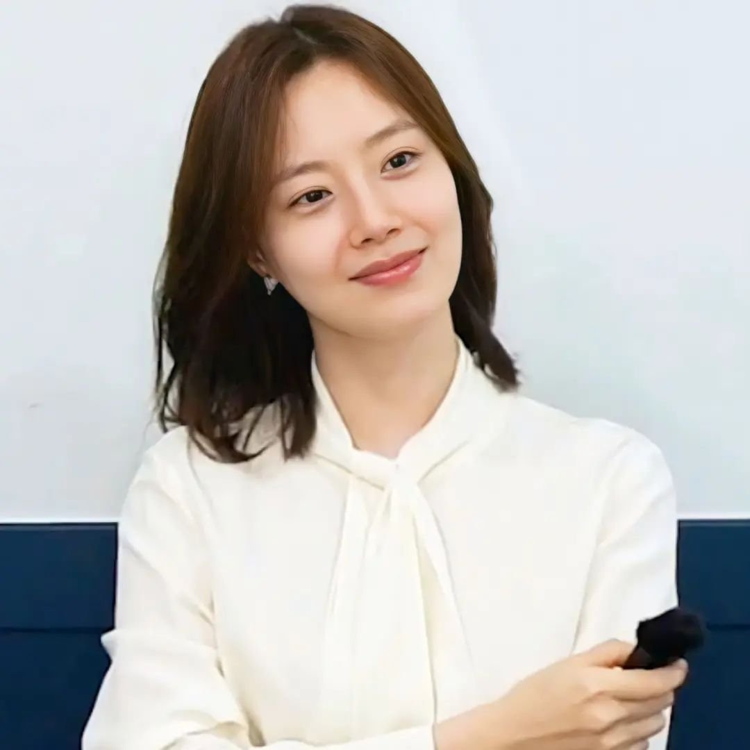 Latest photo of Moon Chaewon