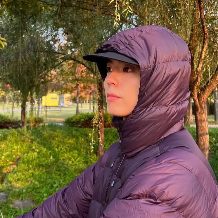 Behind-the-scenes cut of Park Bogum