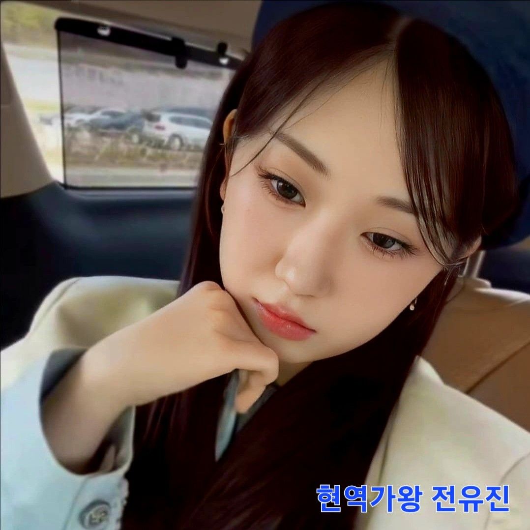 Behind-the-scenes cut of Jeon Yujin