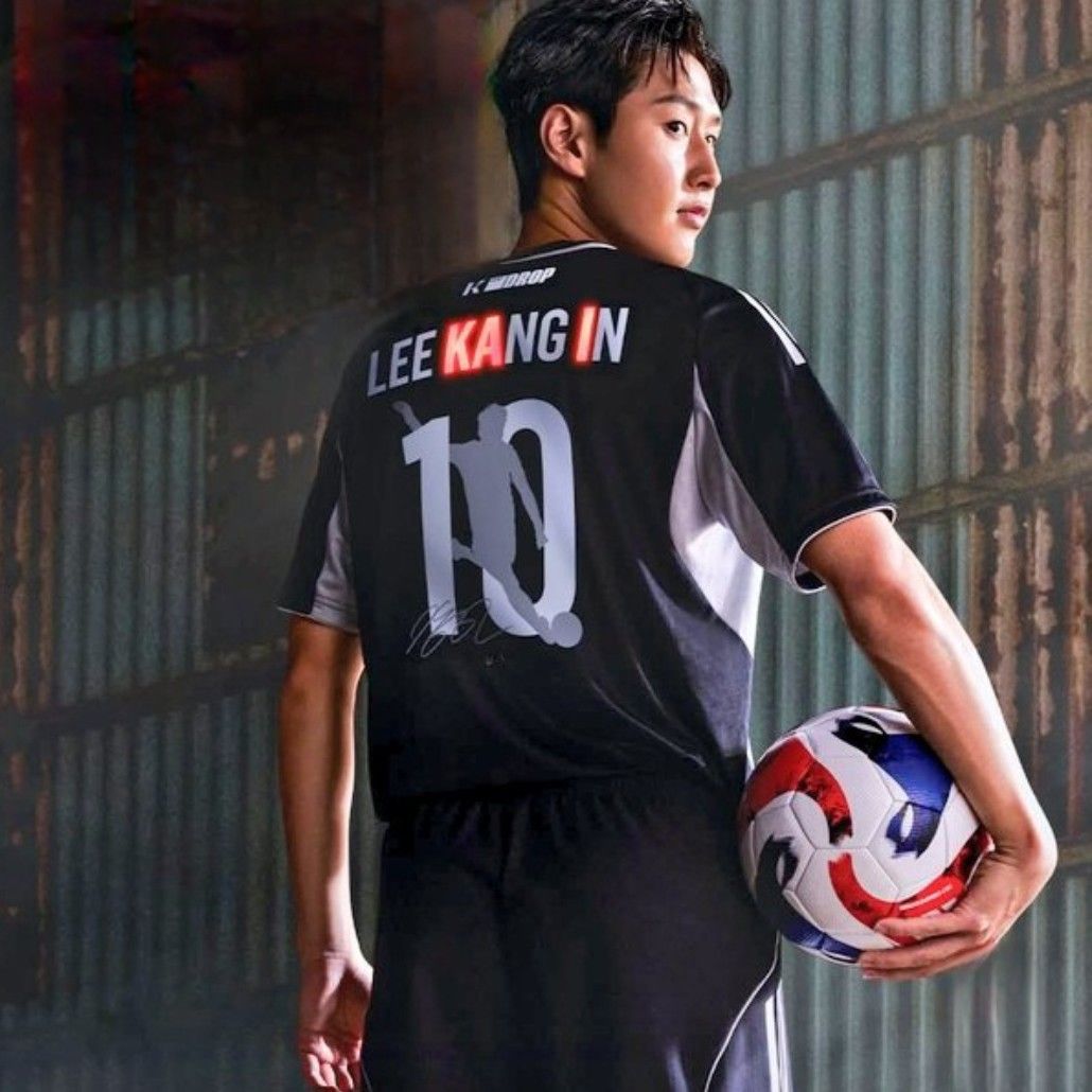 A moment captured by a fan of Lee KangIn