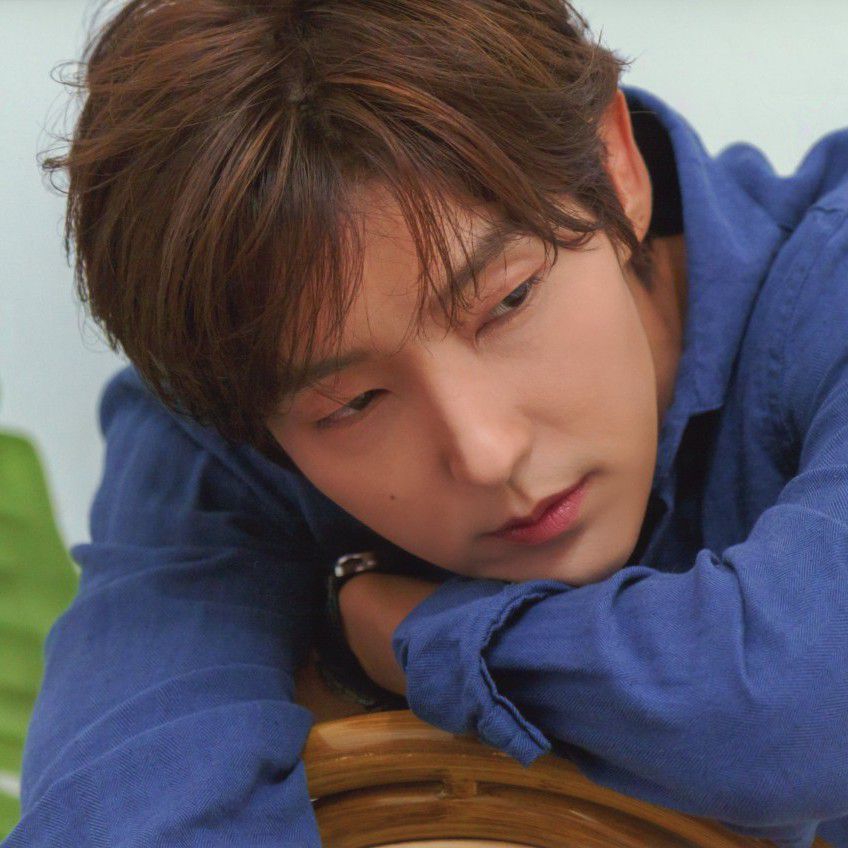 Behind-the-scenes cut of Lee Joongi