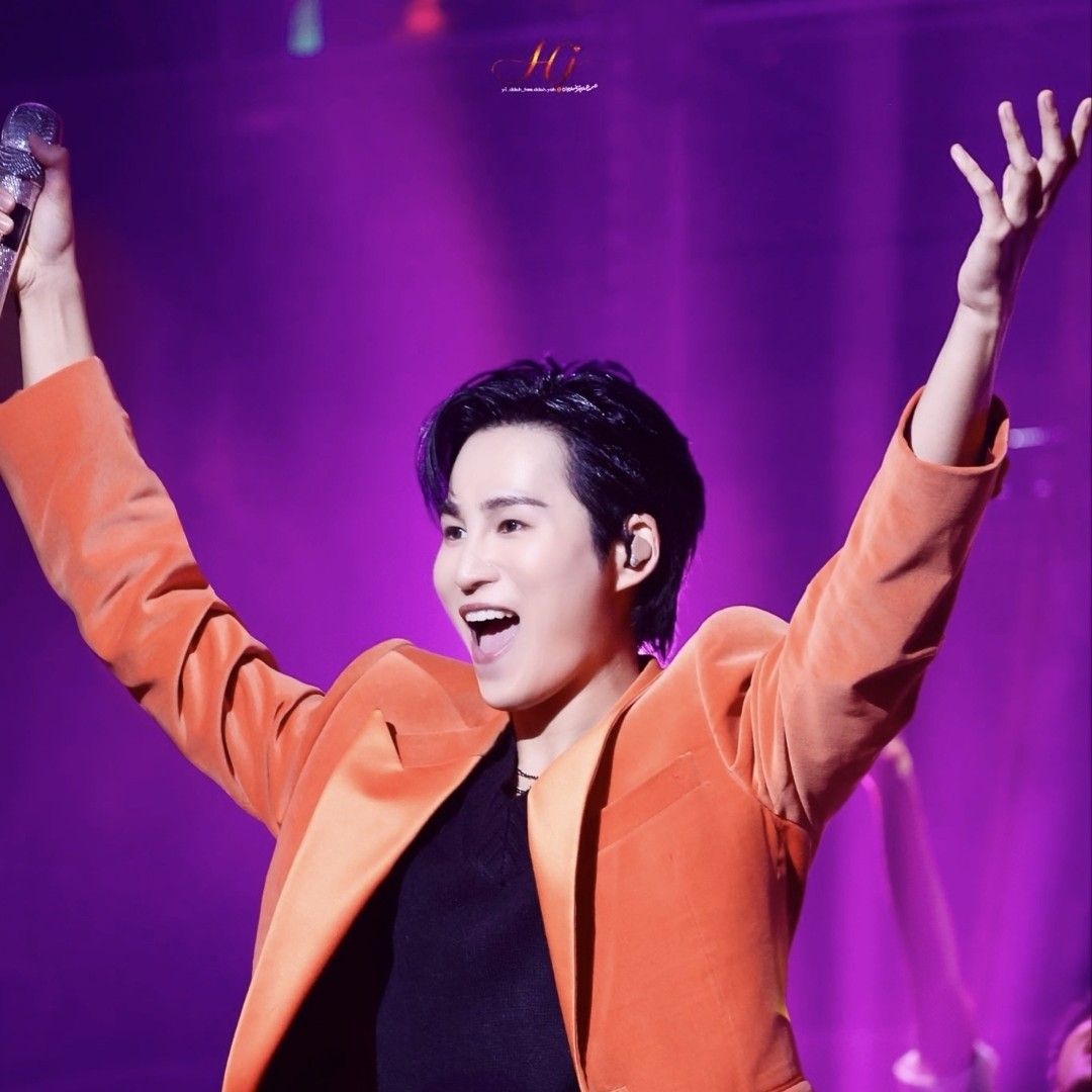 A moment captured by a fan of Kim Heejae