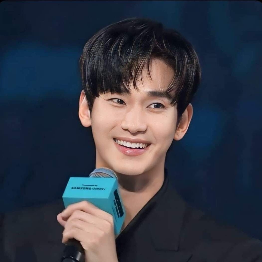 Recent activity shot of Kim Soohyun