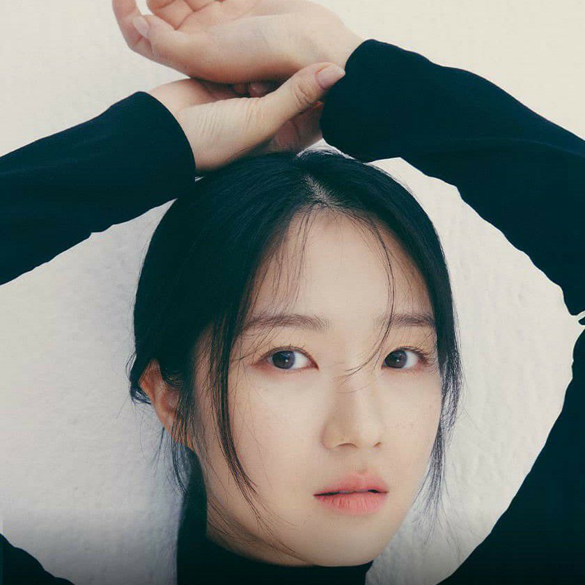 Recent activity shot of Kim Hyeyoon