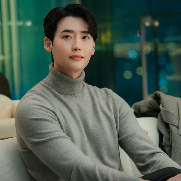 Latest photo of Lee Jongsuk