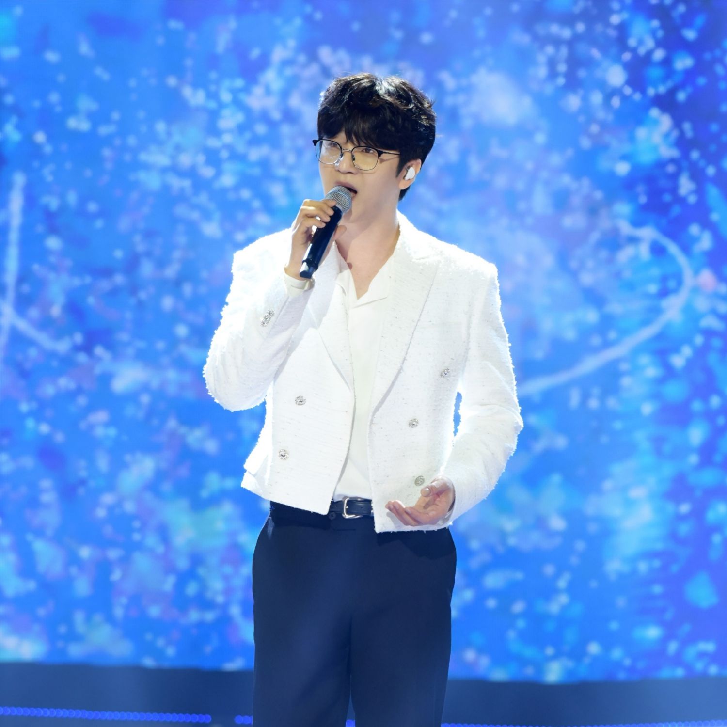 Latest photo of Park Jihoo (Mr. Trot 3)