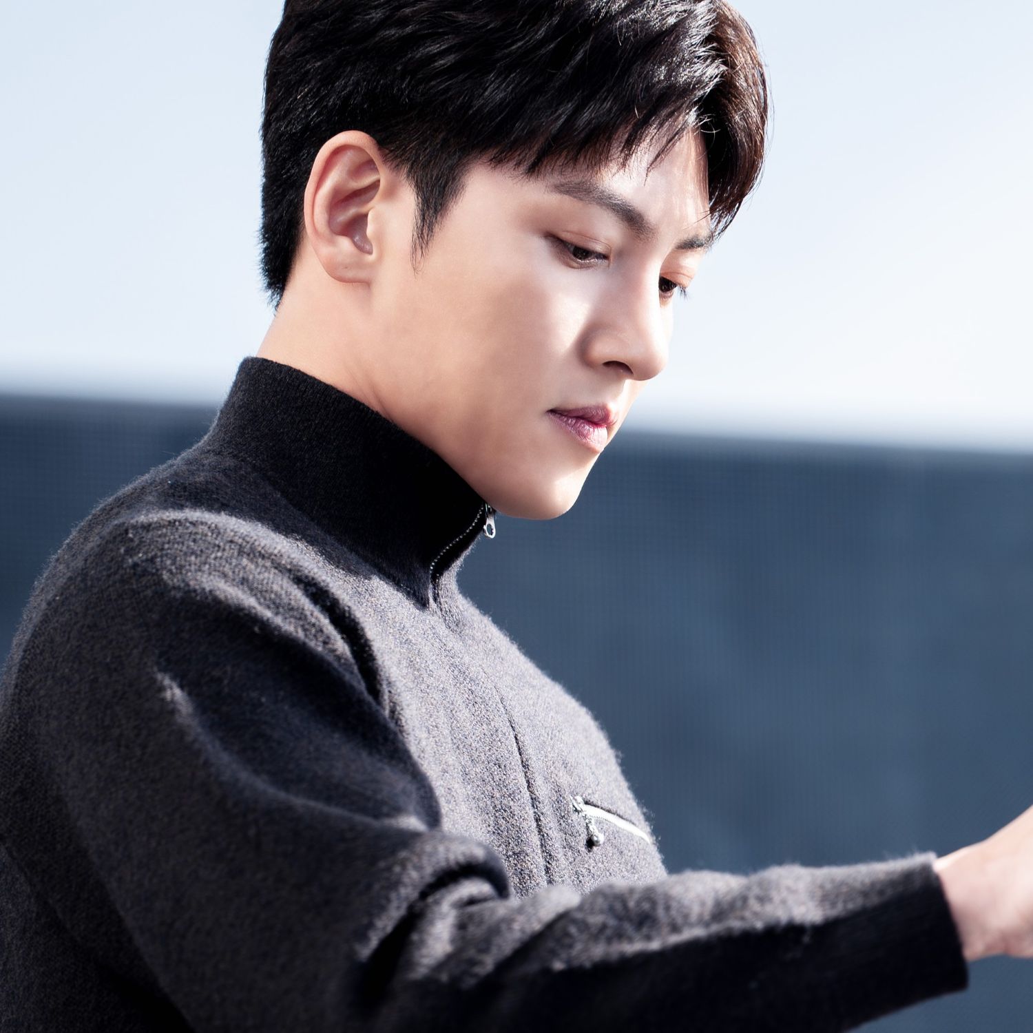 Behind-the-scenes cut of Ji Changwook