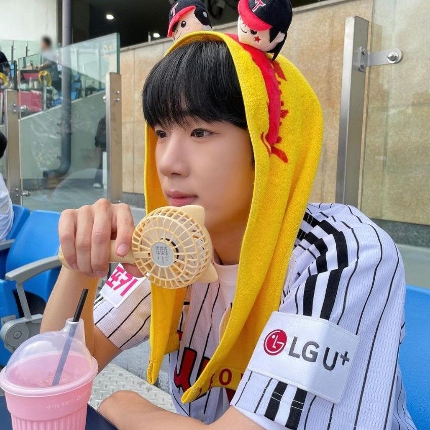 A moment captured by a fan of Choi Sooho
