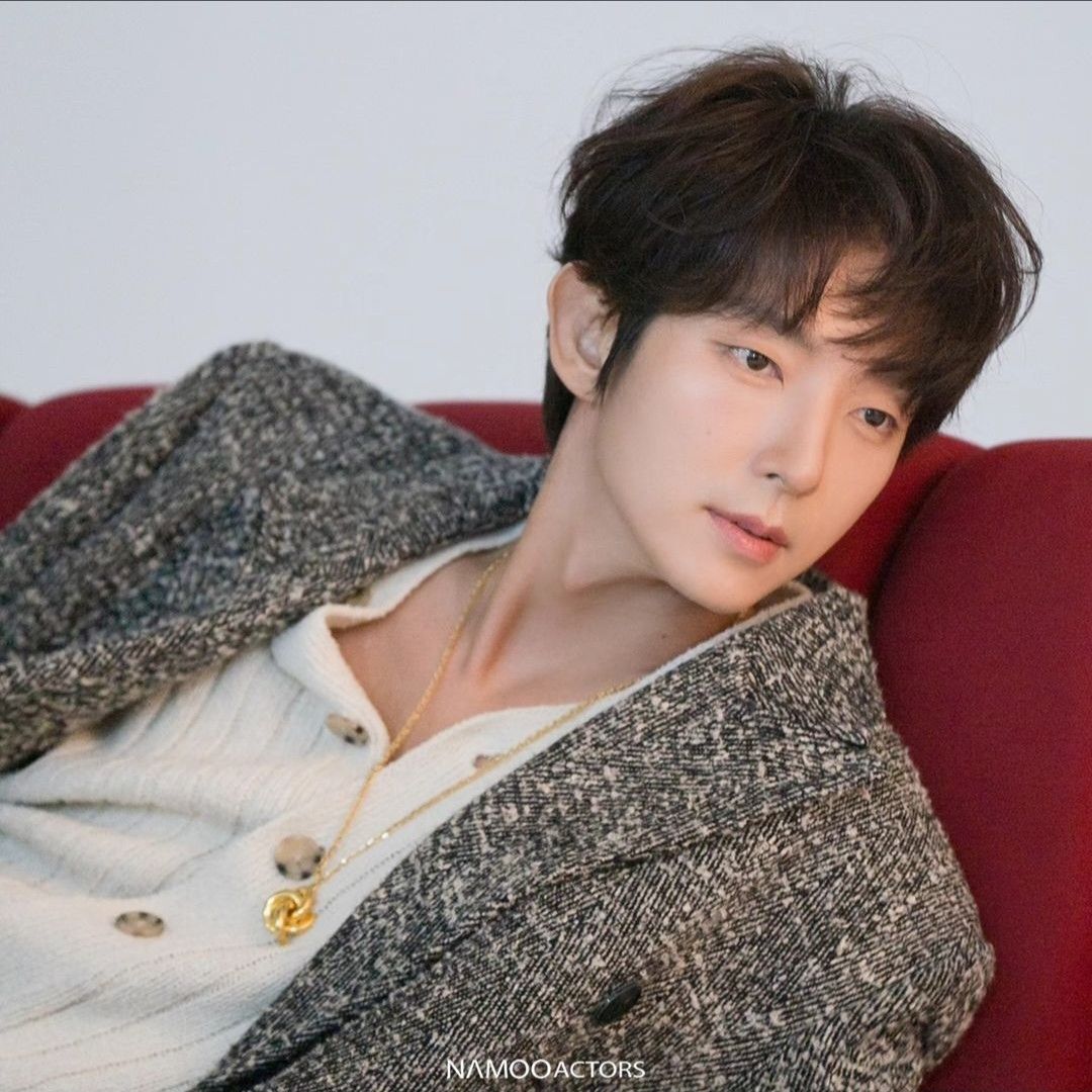 Latest photo of Lee Joongi
