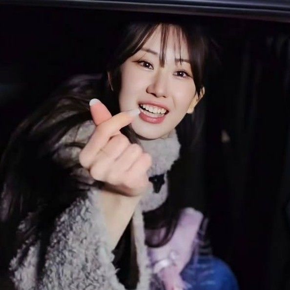 Foto terbaru dari Jeon Yujin