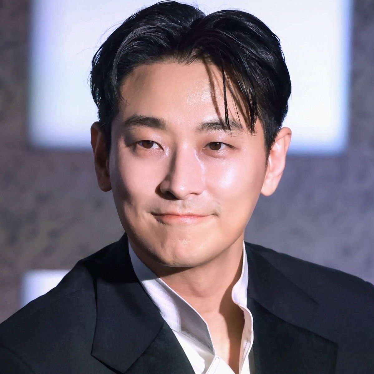 Recent activity shot of Joo Jihoon