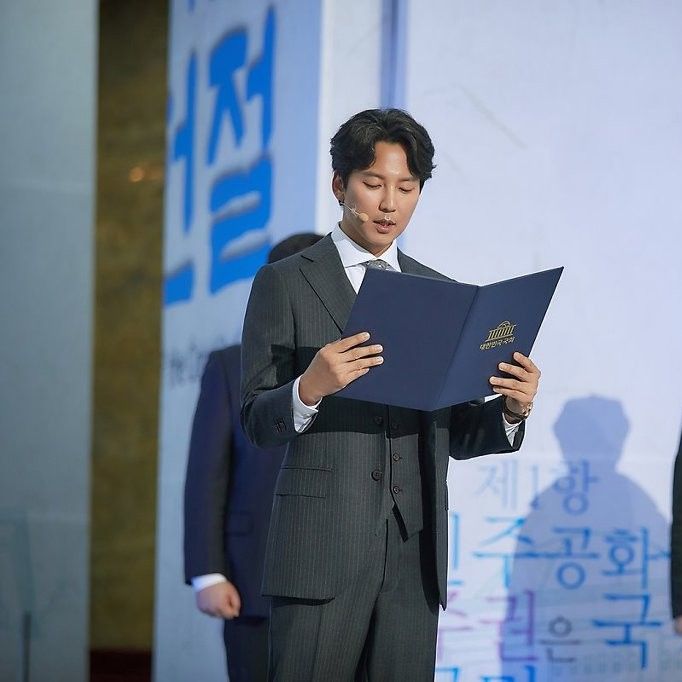 A moment captured by a fan of Kim Namgil