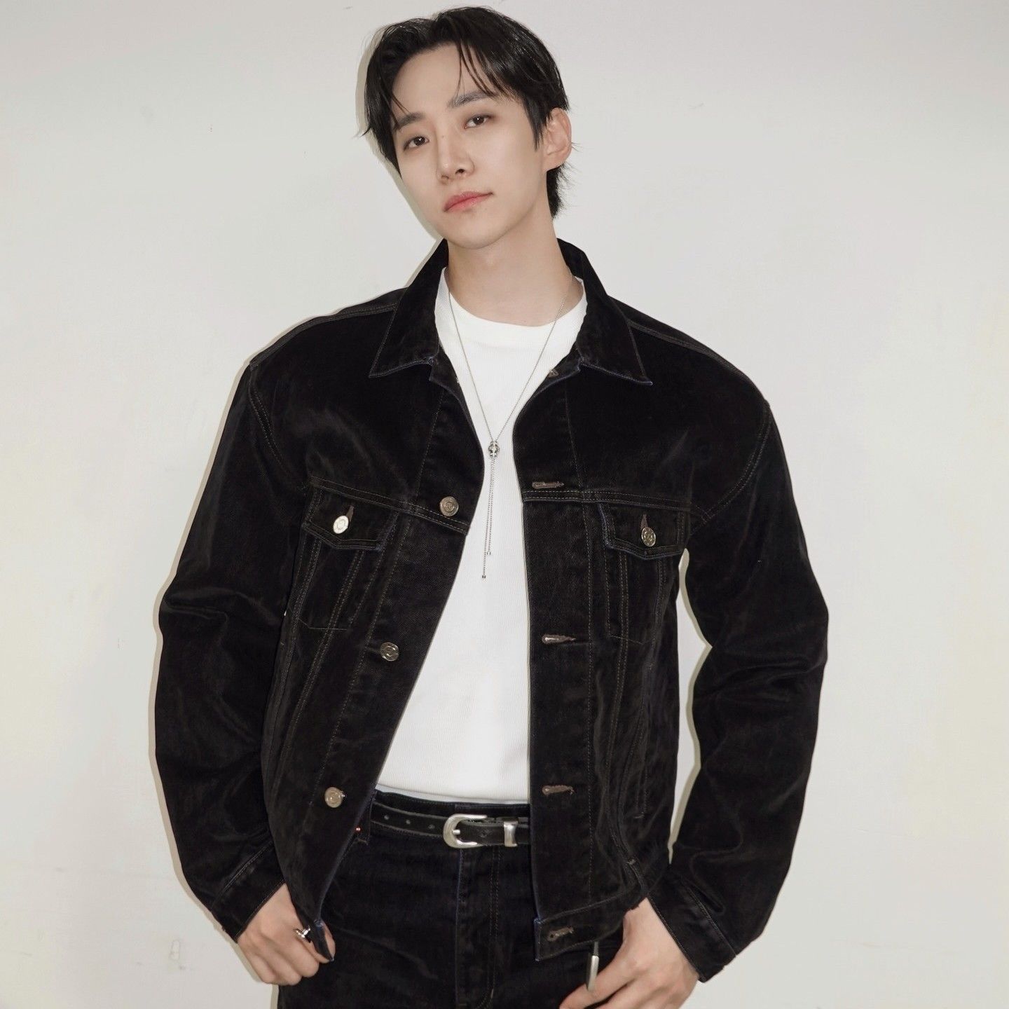 粉丝拍下的李俊昊瞬间