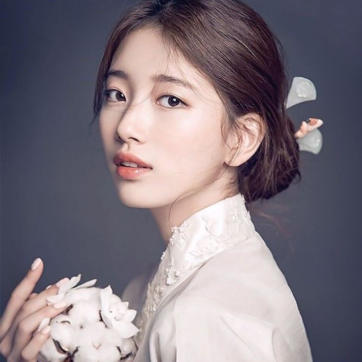 裴秀智的最新照片