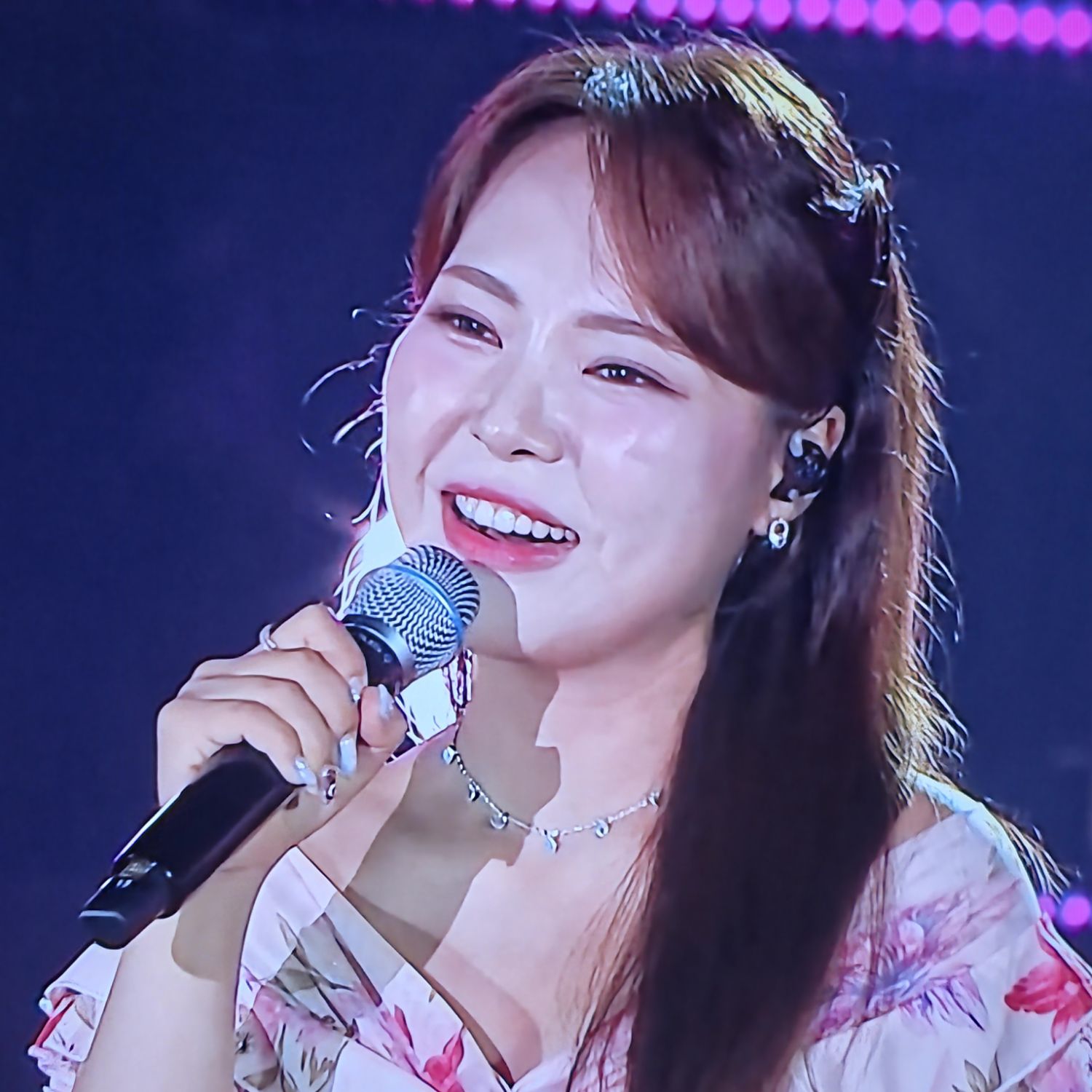 Behind-the-scenes cut of Miss Kim