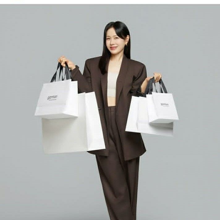 Foto terbaru dari Son Yejin