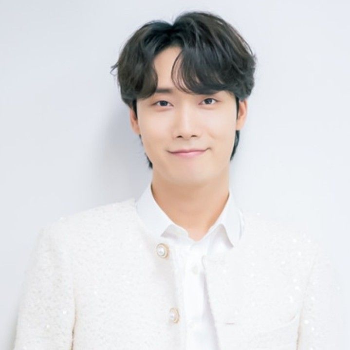 Behind-the-scenes cut of Choi Woojin