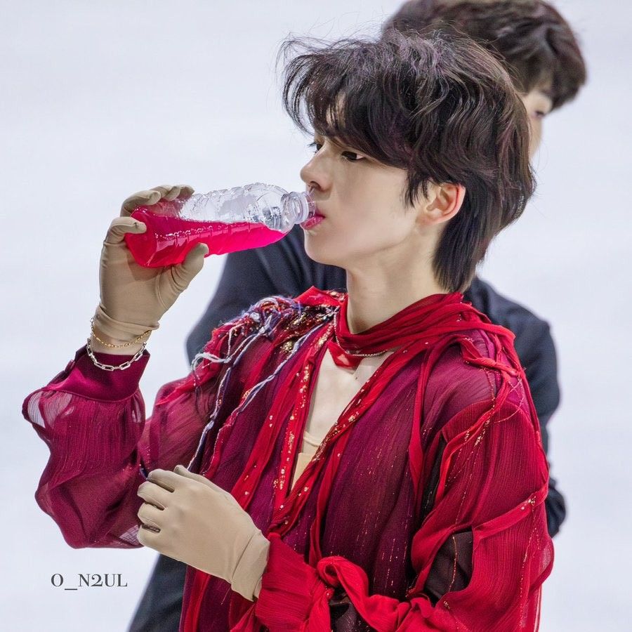 A moment captured by a fan of Cha Junhwan