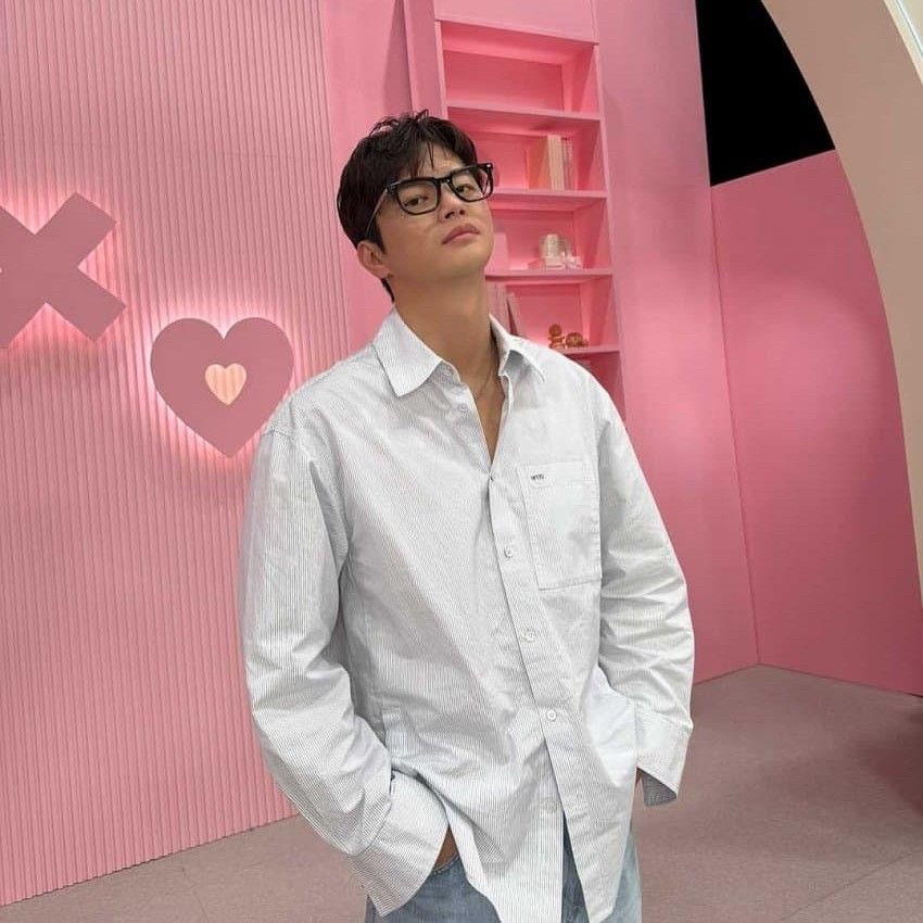 Behind-the-scenes cut of Seo Inguk