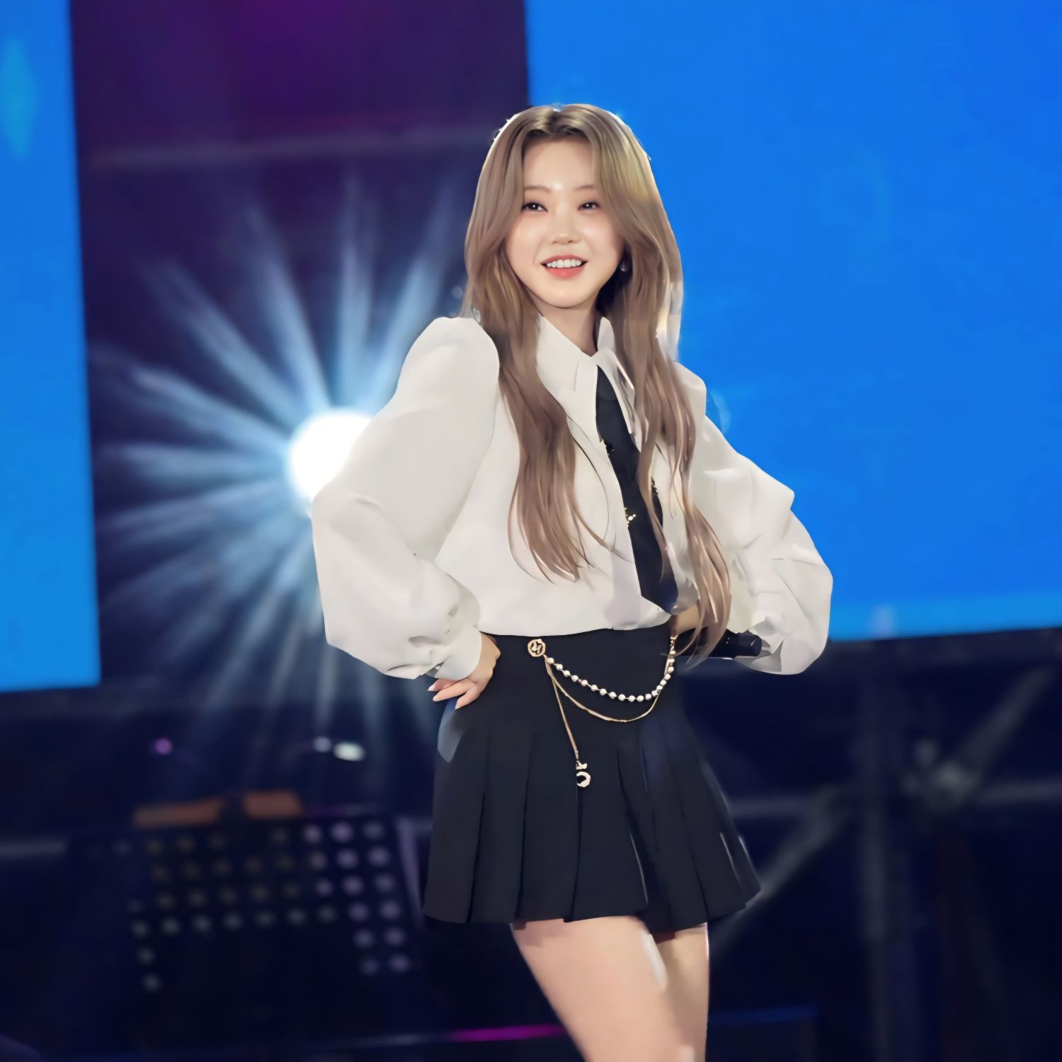 A moment captured by a fan of Hong Jiyoon