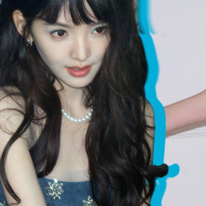 Latest photo of Zhang Ruonan