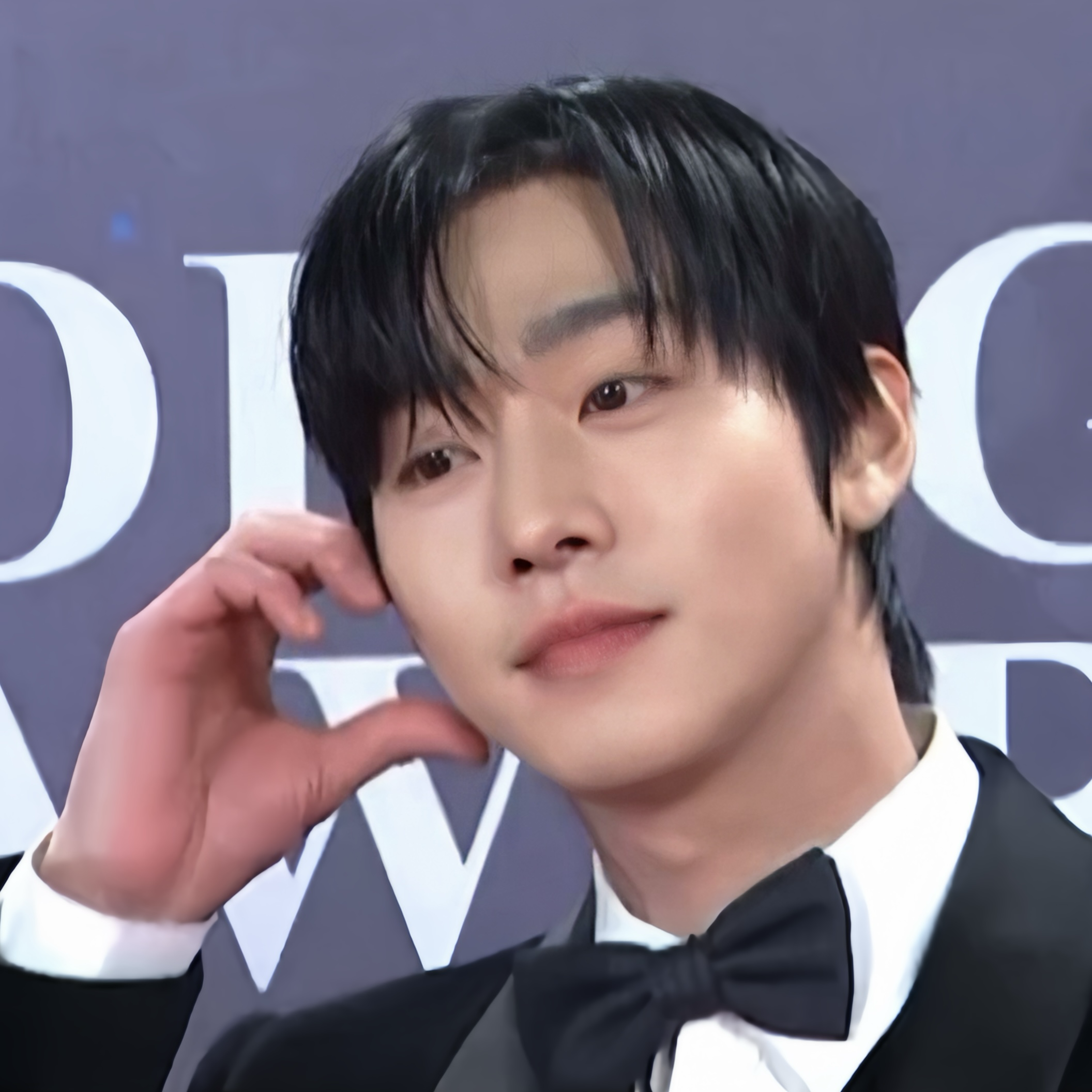 Behind-the-scenes cut of Ahn Hyoseop