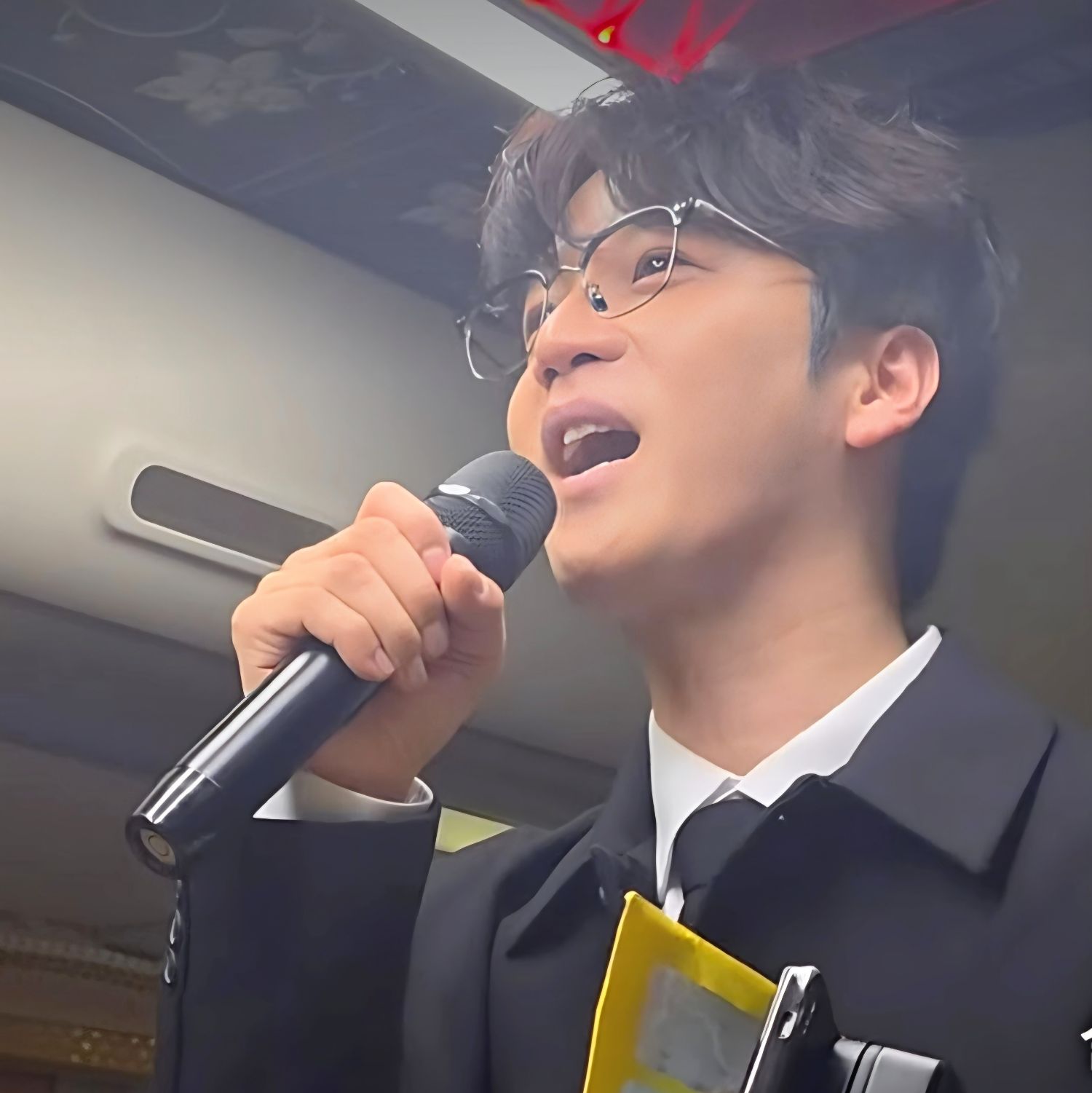 A moment captured by a fan of Park Jihoo (Mr. Trot 3)