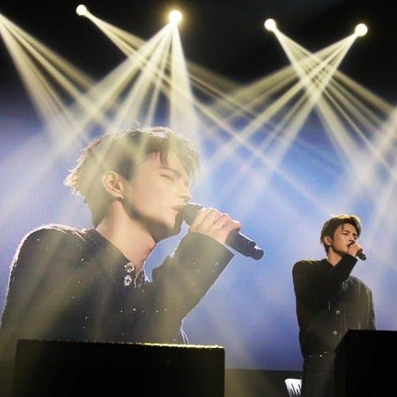 ソ・イングクの最新写真