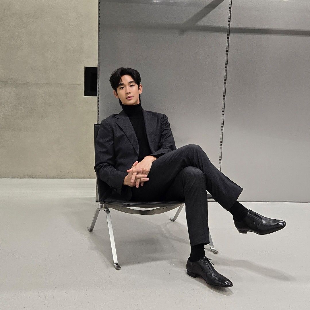 キム・スヒョンのビハインドカット