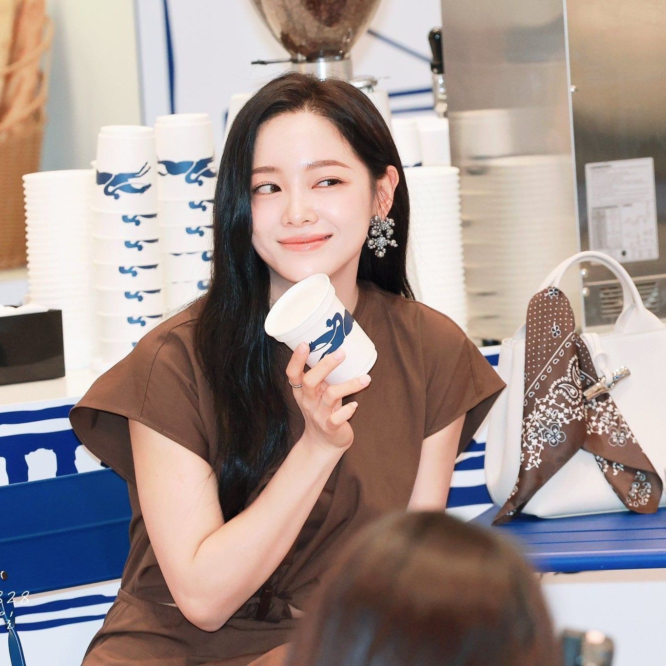 A moment captured by a fan of Kim Sejeong