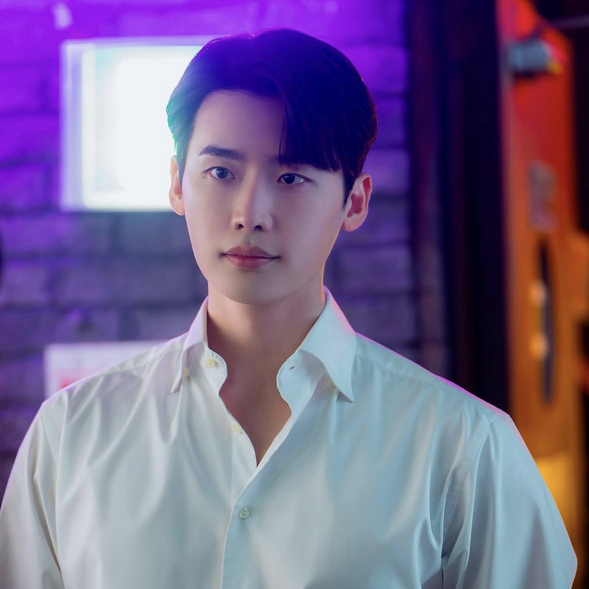 Latest photo of Lee Jongsuk