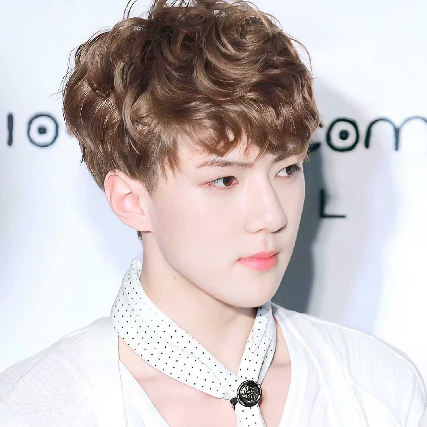 도경수 (디오)의 최신 사진