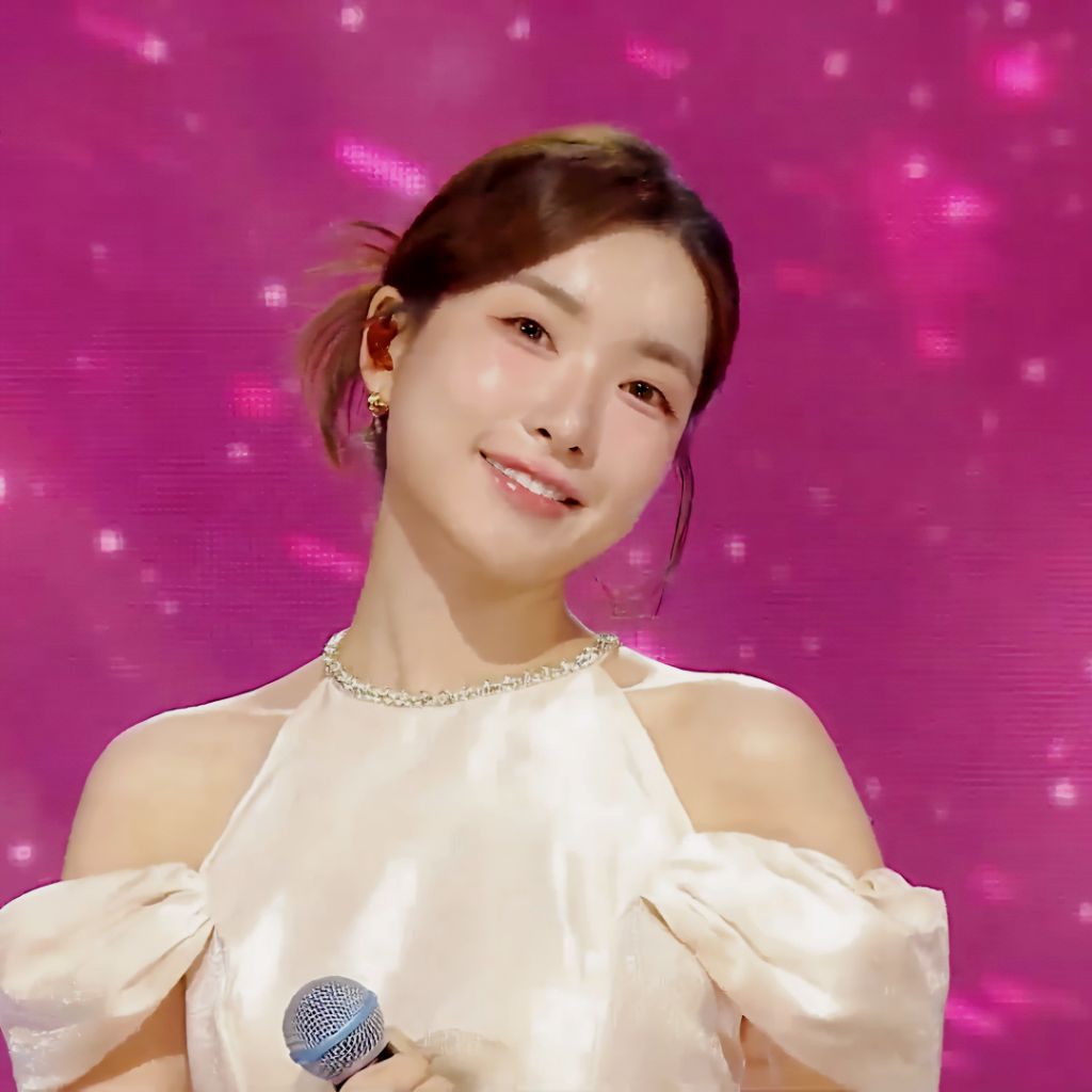 Foto kegiatan terbaru dari Ryu Wonjung