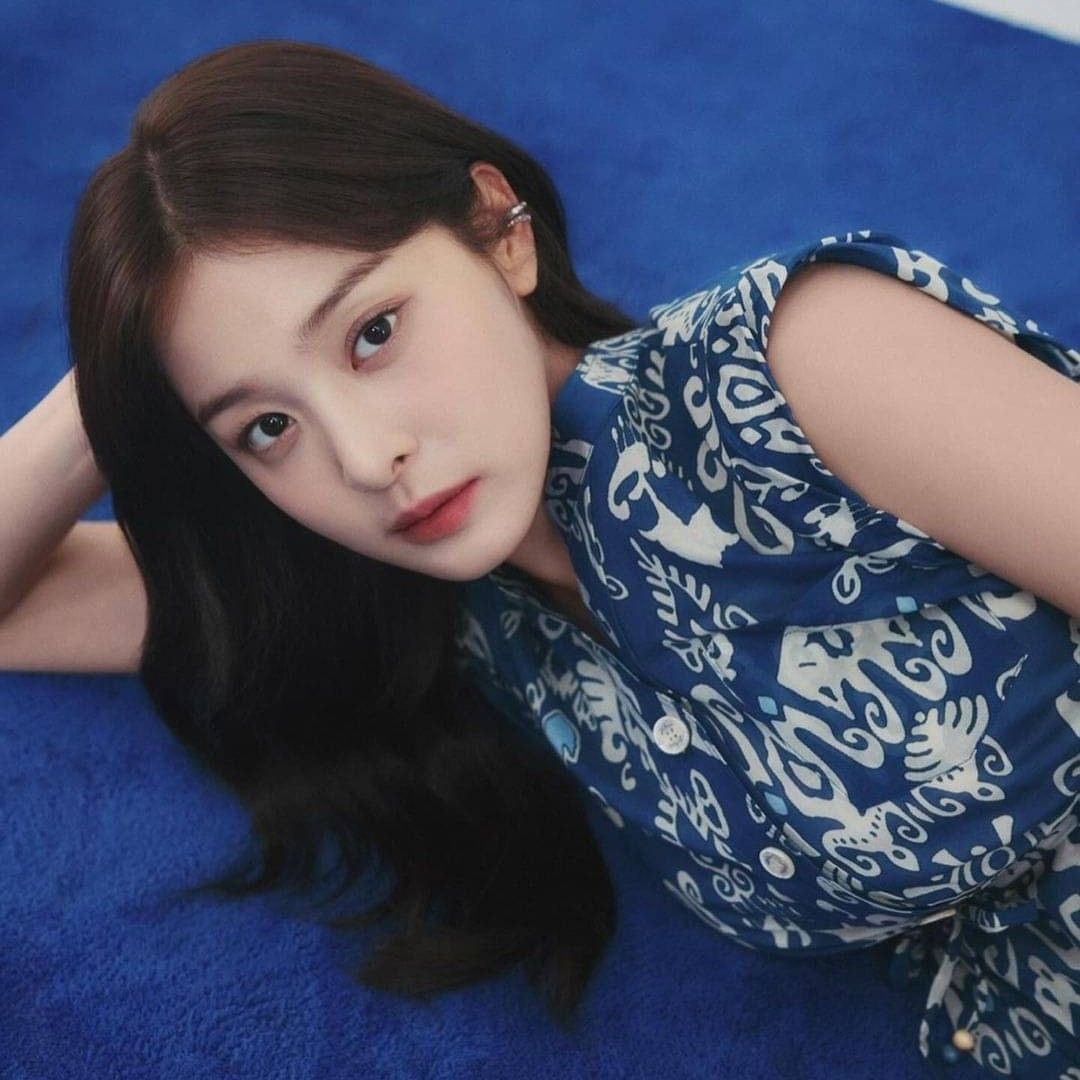 Behind-the-scenes cut of Seol Inah