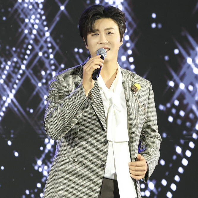 Recent activity shot of Jin Haesung