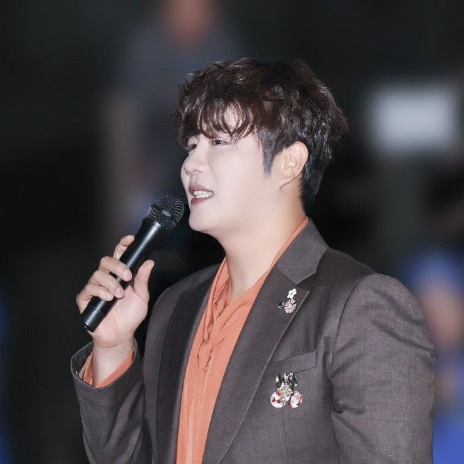 Recent activity shot of Jin Haesung
