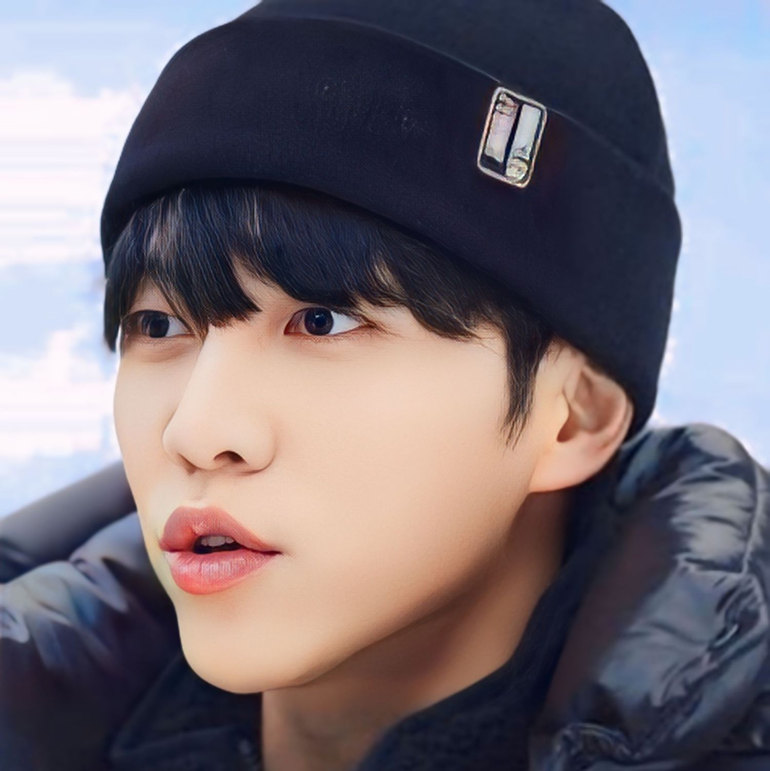 Recent activity shot of Lee Seunggi