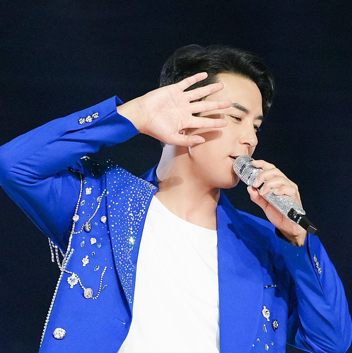 Recent activity shot of Jang Minho